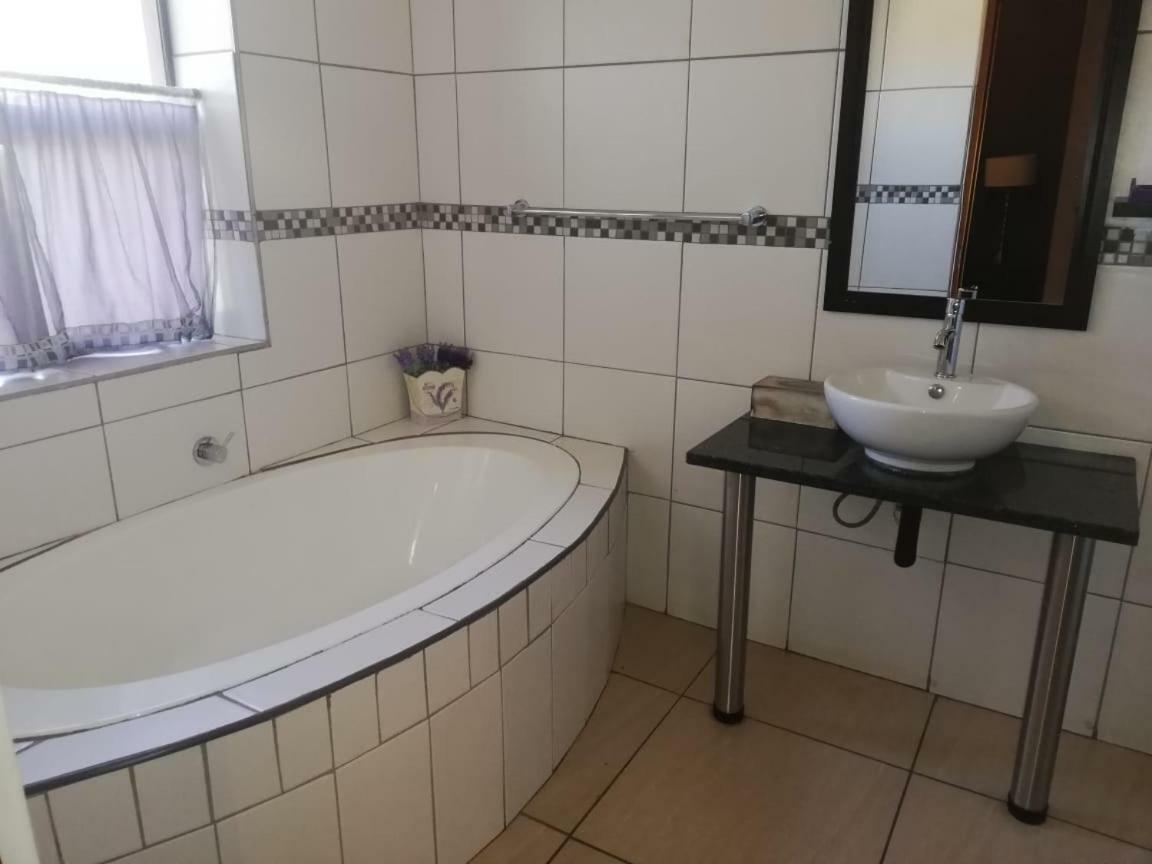 Amani Boutique Hotel & Conference Centre Lydenburg Buitenkant foto
