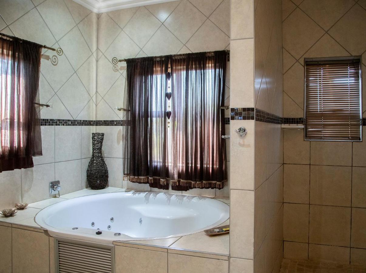 Amani Boutique Hotel & Conference Centre Lydenburg Buitenkant foto